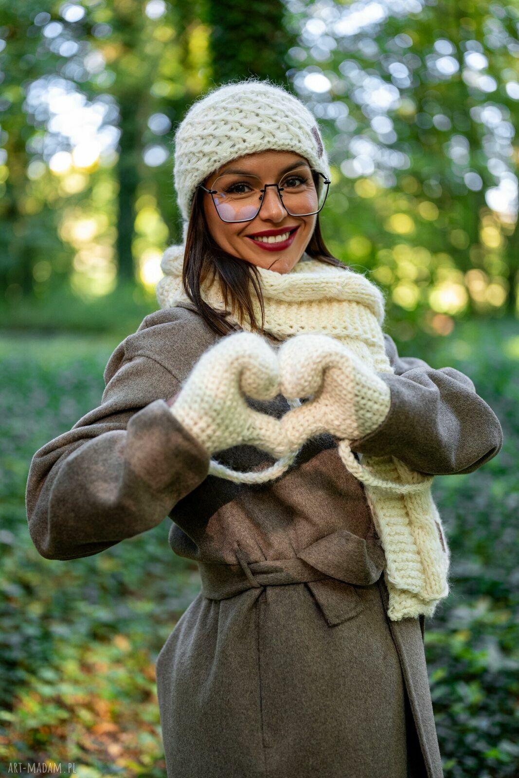 Czapka MERINO Hope Beżowy ecru z podszewką z jedwabiu