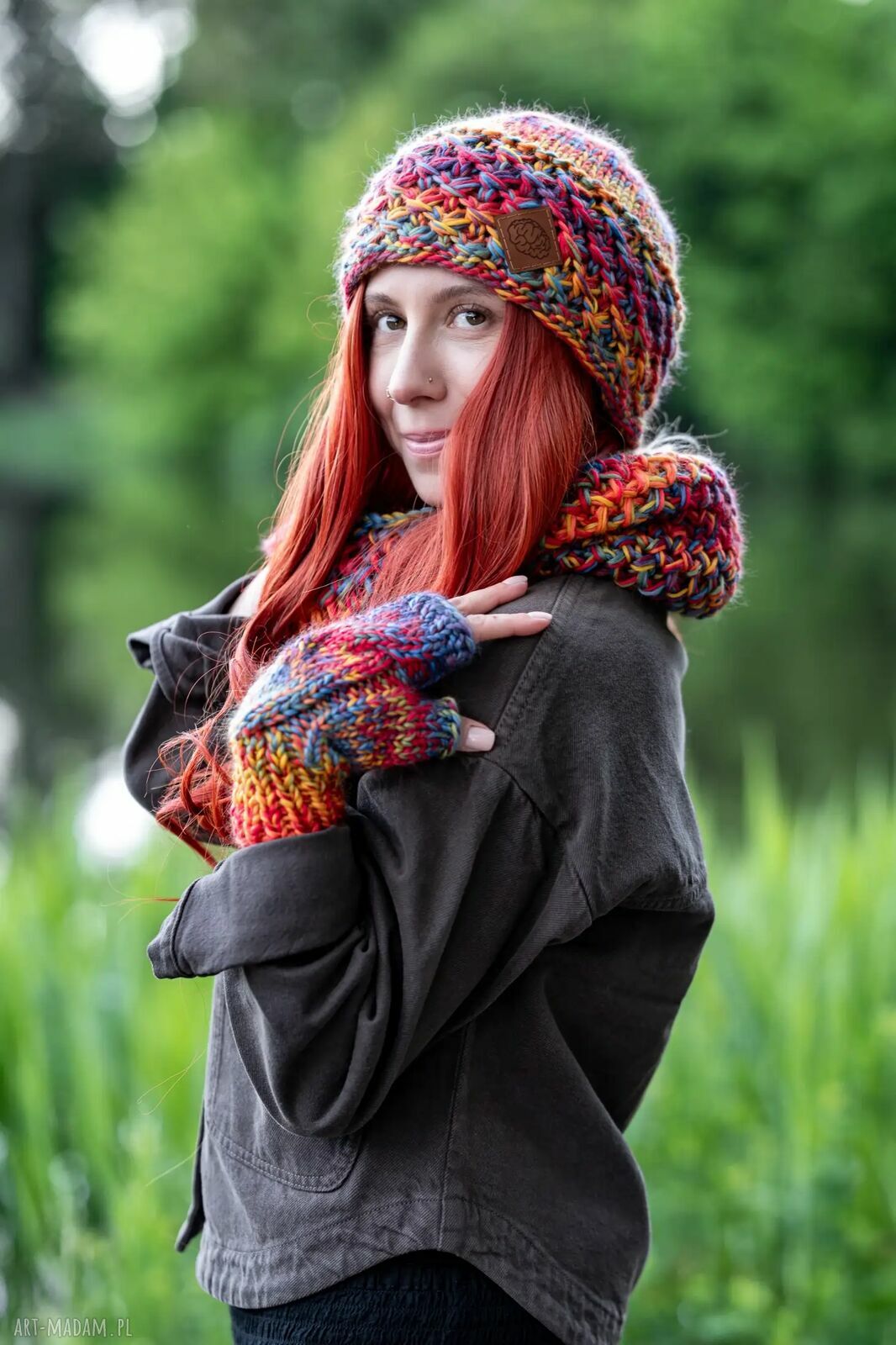 Ręcznie robiona czapka damska handmade
