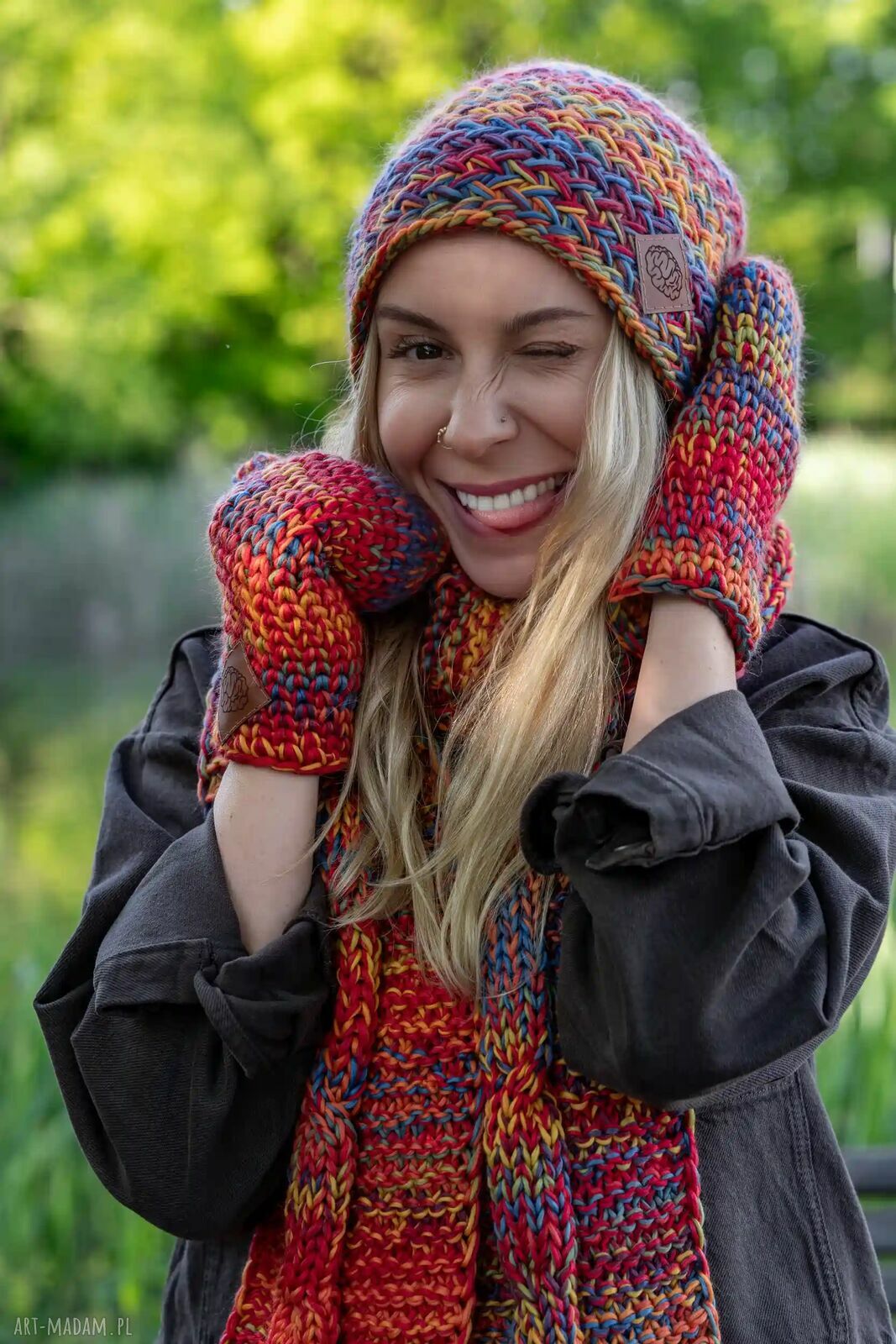 Czapka merino 100% Explorer - przygaszone czerwienie