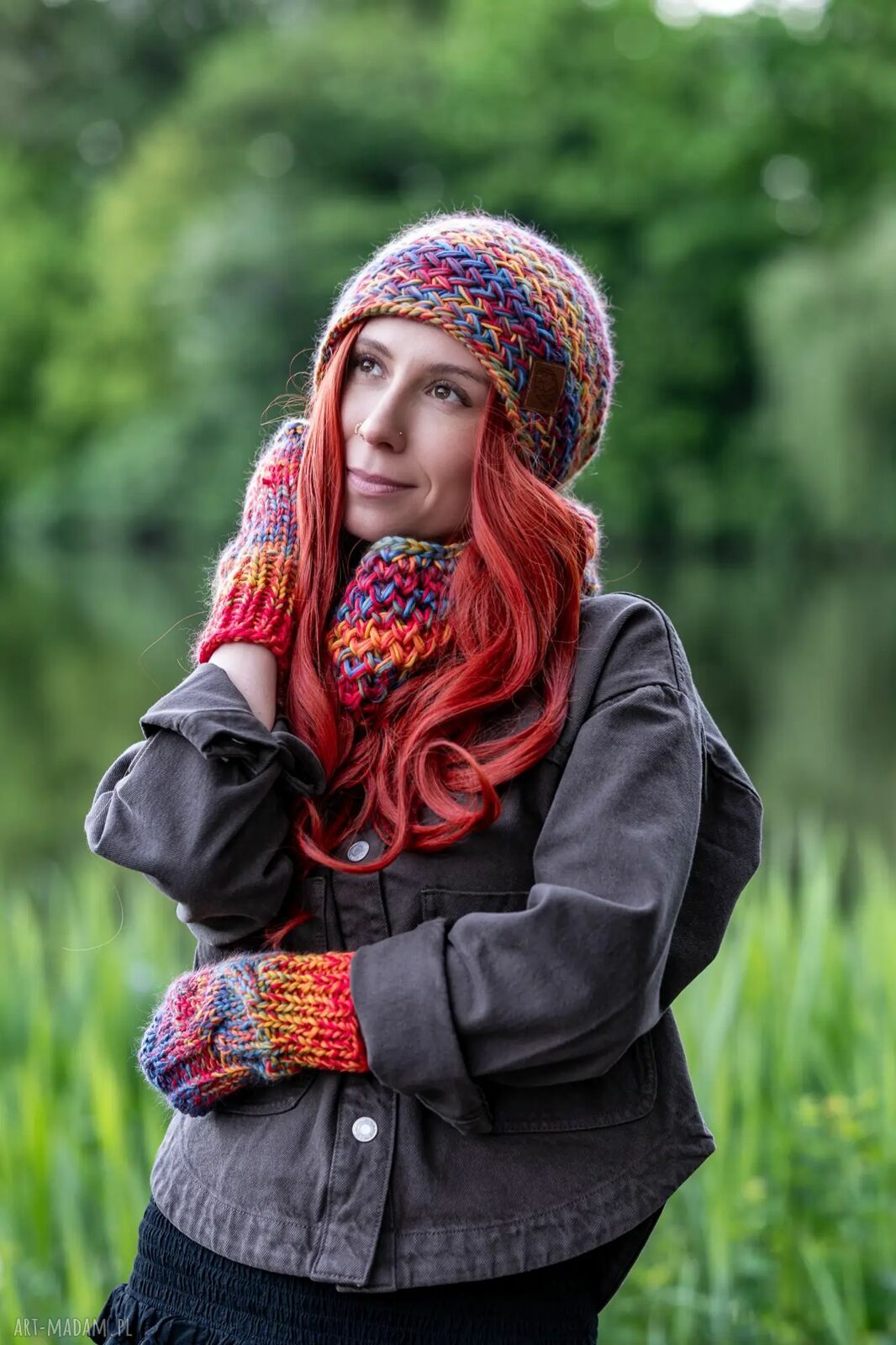 Czapka merino 100% Explorer - przygaszone czerwienie