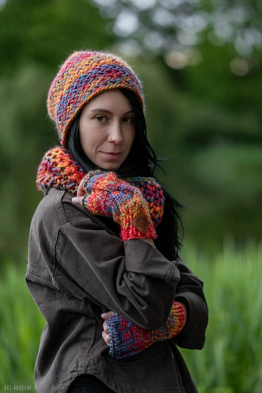 Czapka merino 100% Explorer - przygaszone czerwienie