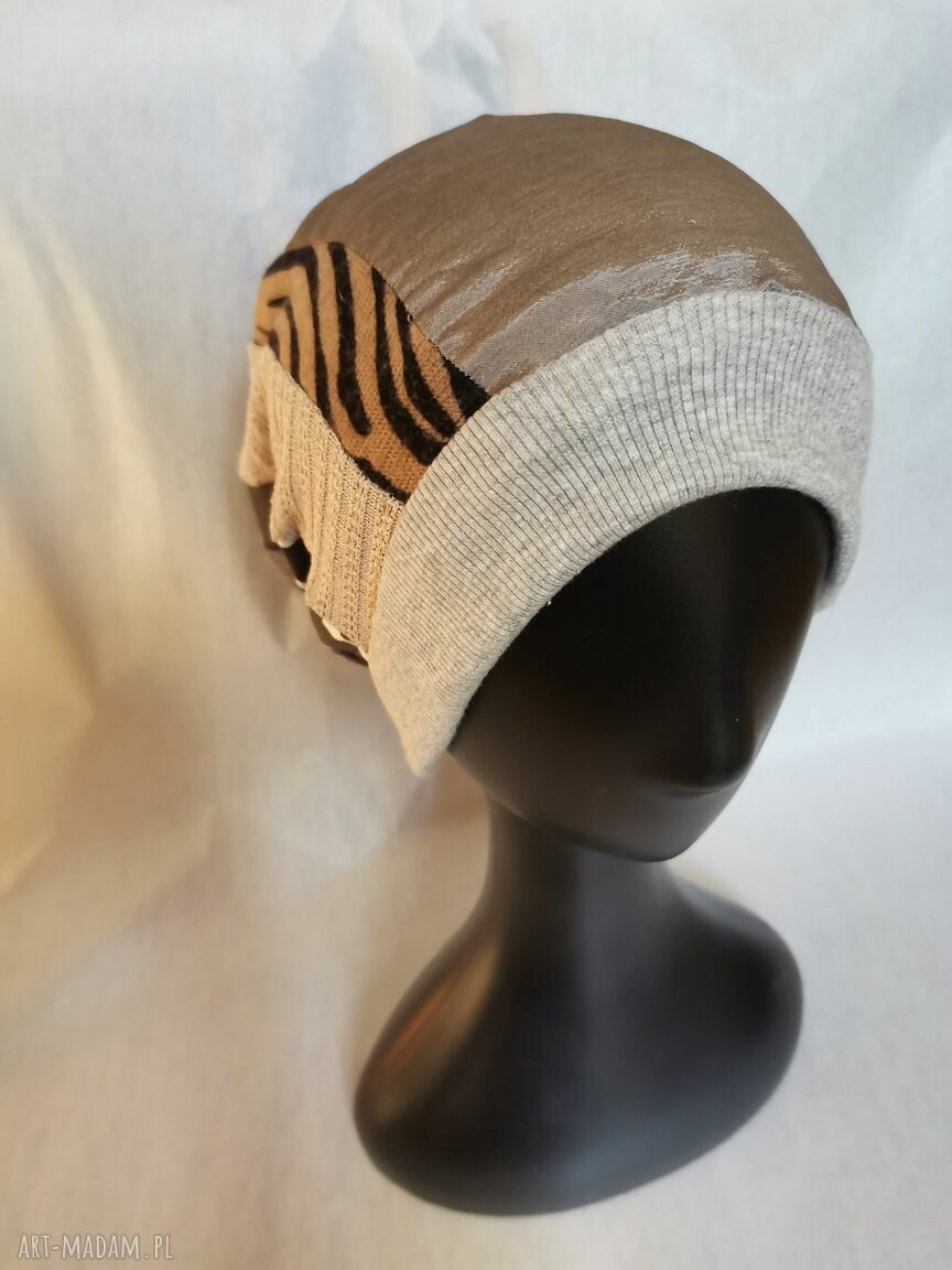 Czapka patchworkowa na podszewce, rozmiar uniwersalny - boho od Ruda Klara