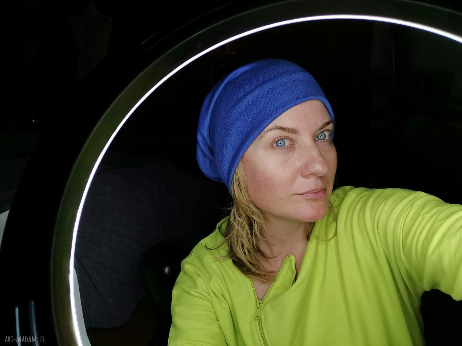 Czapka niebieska unisex - turbanowa i ręcznie robiona