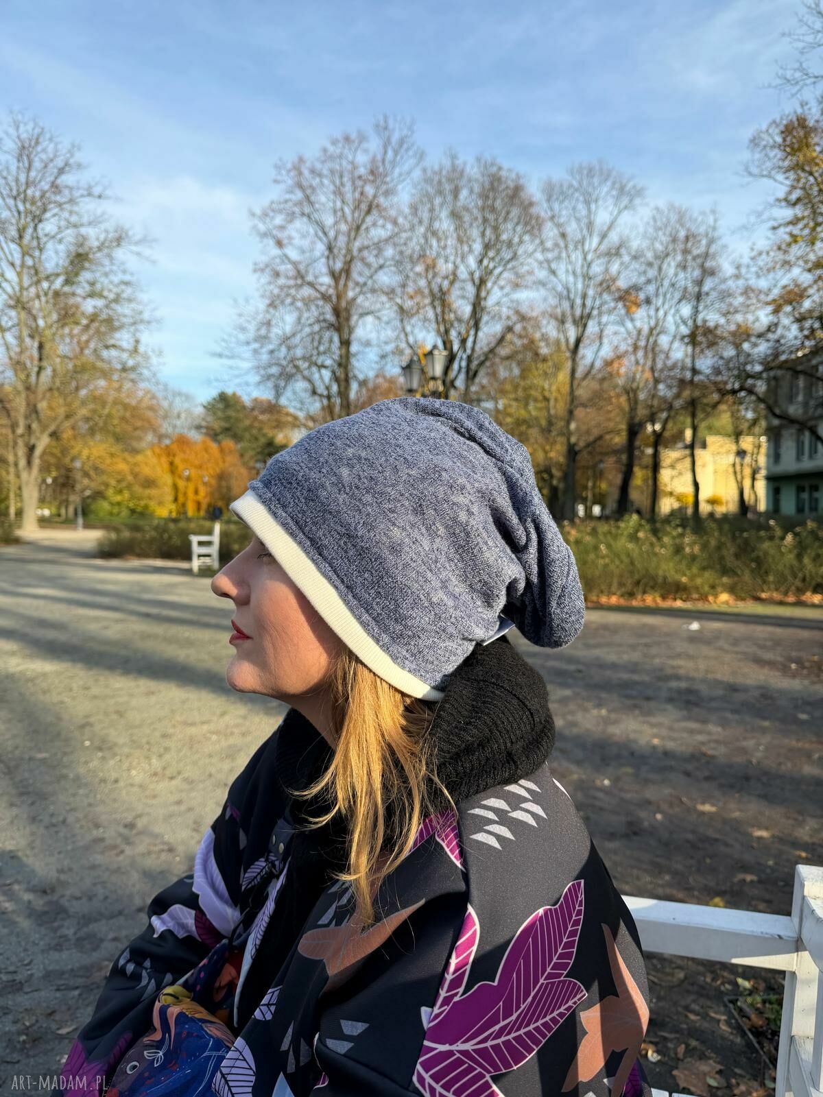 Czapka niebiesko-biała smerfetka damsko-męska unisex na podszewce - patchwork