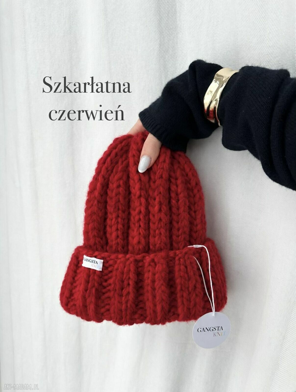 Ciepła czapka Nordic z 100% wełny w szkarłatnej czerwieni