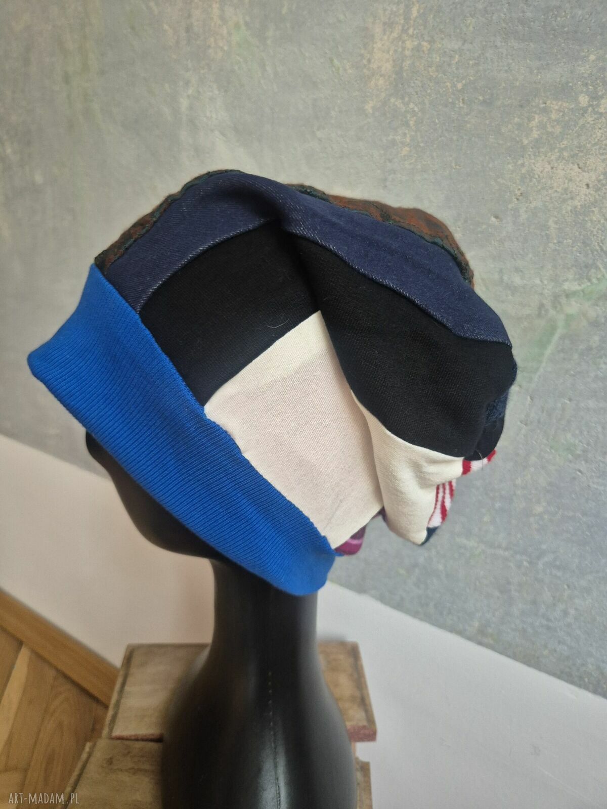 Czapka patchwork „Smerfetka” z podszewką - ręcznie szyta, na co dzień