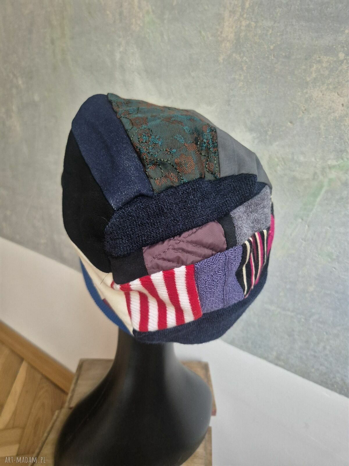 Czapka patchwork „Smerfetka” z podszewką - ręcznie szyta, na co dzień