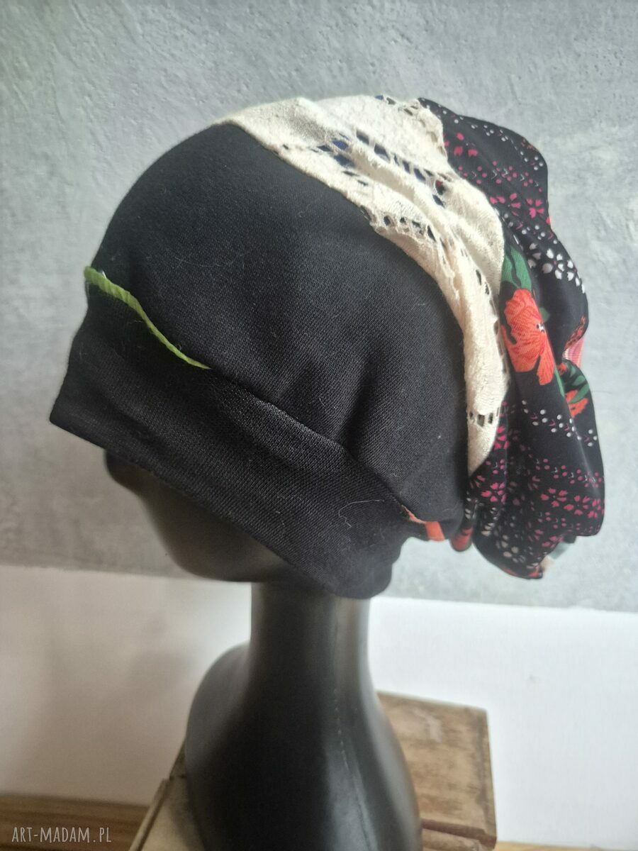 Czapka patchworkowa na podszewce - rozmiar uniwersalny, handmade