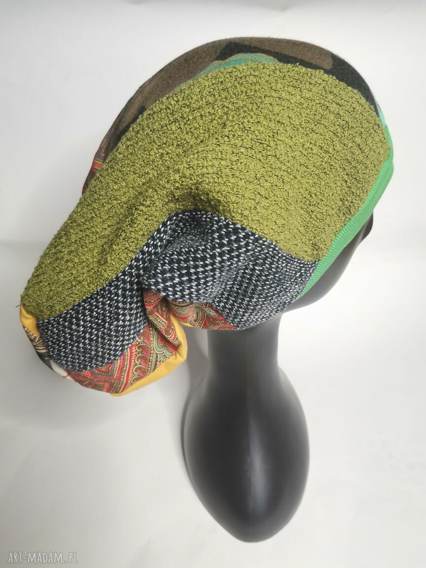 Czapka patchworkowa Smerfetka - kolorowa damska boho etno, uniwersalna na podszewce
