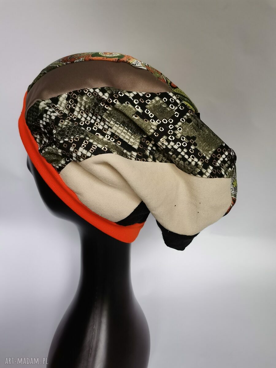 Czapka patchworkowa damska na podszewce - one size (boho, folk, etno i frędzle)