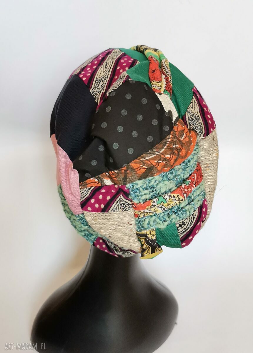 Czapka patchworkowa etno boho folk wiosenna na podszewce - wygodna i uniwersalna