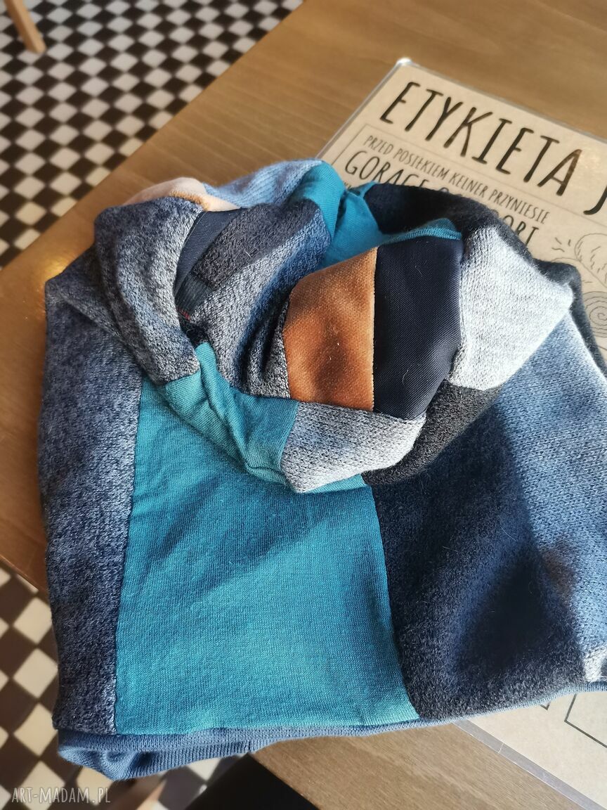 Czapka patchworkowa Smerfetka - uniwersalna na podszewce (handmade)
