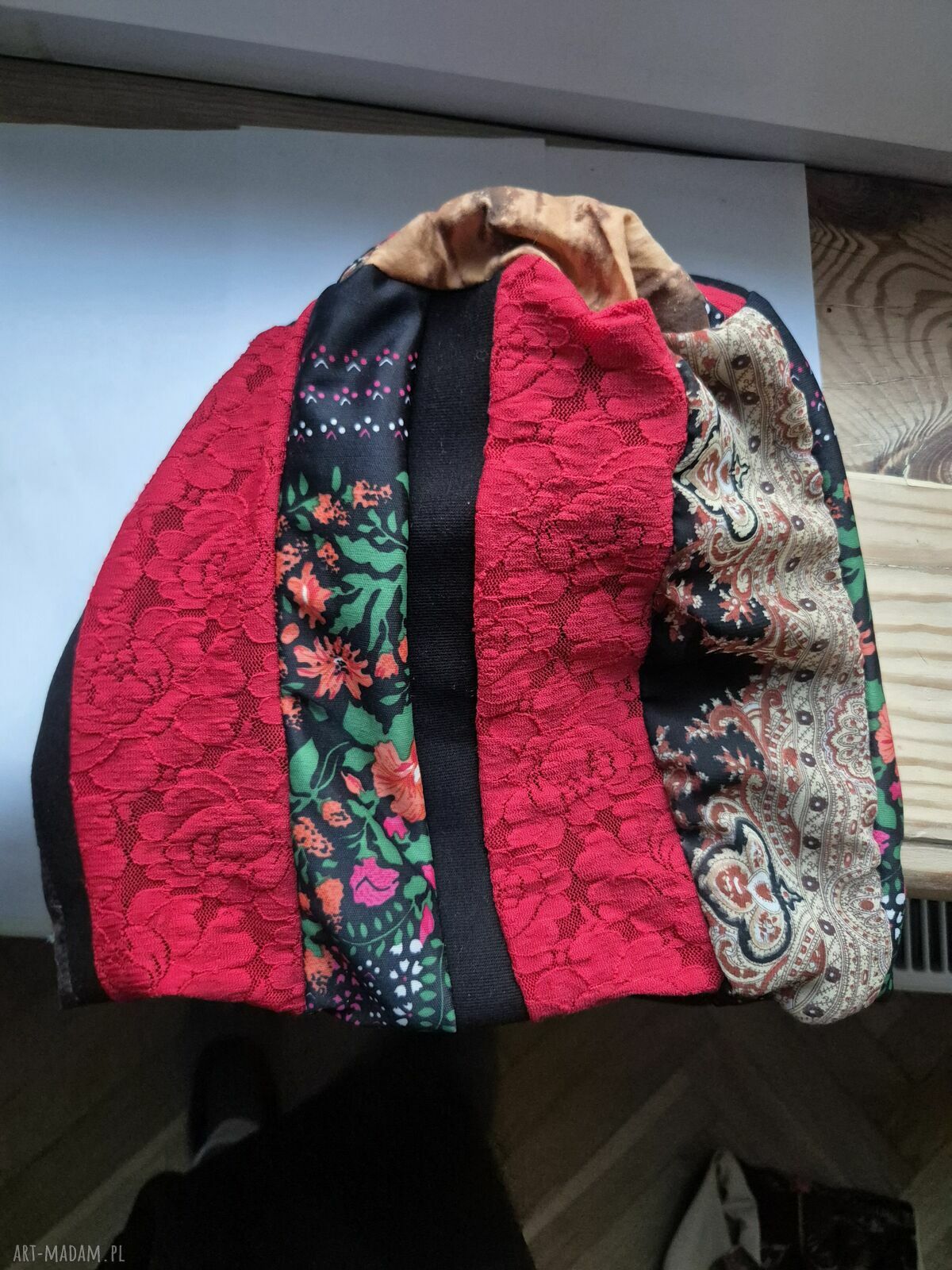 Czapka patchworkowa smerfetka w uniwersalnym rozmiarze
