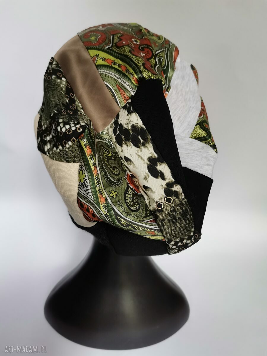 Czapka patchworkowa damska na podszewce - one size (boho, folk, etno i frędzle)