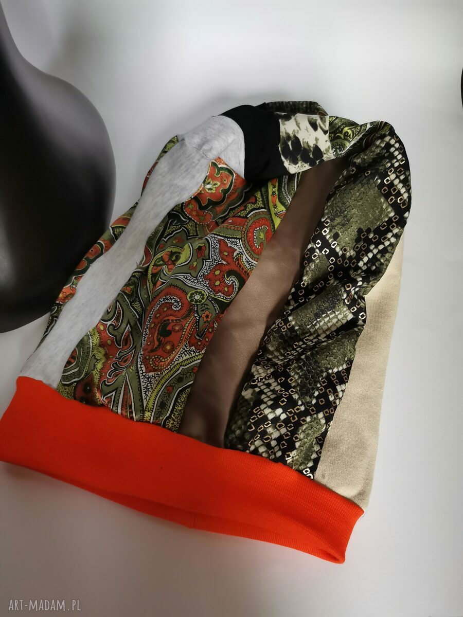Czapka patchworkowa damska na podszewce - one size (boho, folk, etno i frędzle)