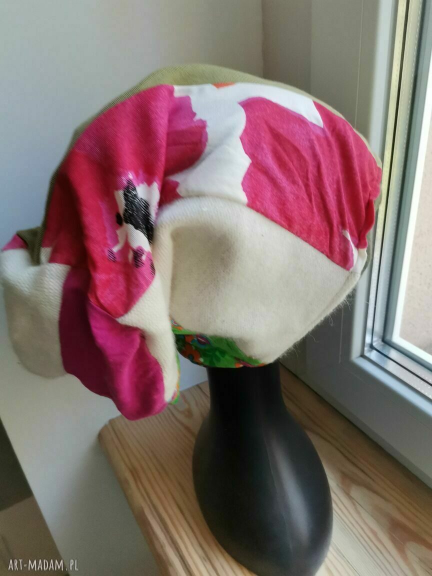 Czapka patchworkowa damska etno boho F1 - ciepła na podszewce (rozmiar uniwersalny)