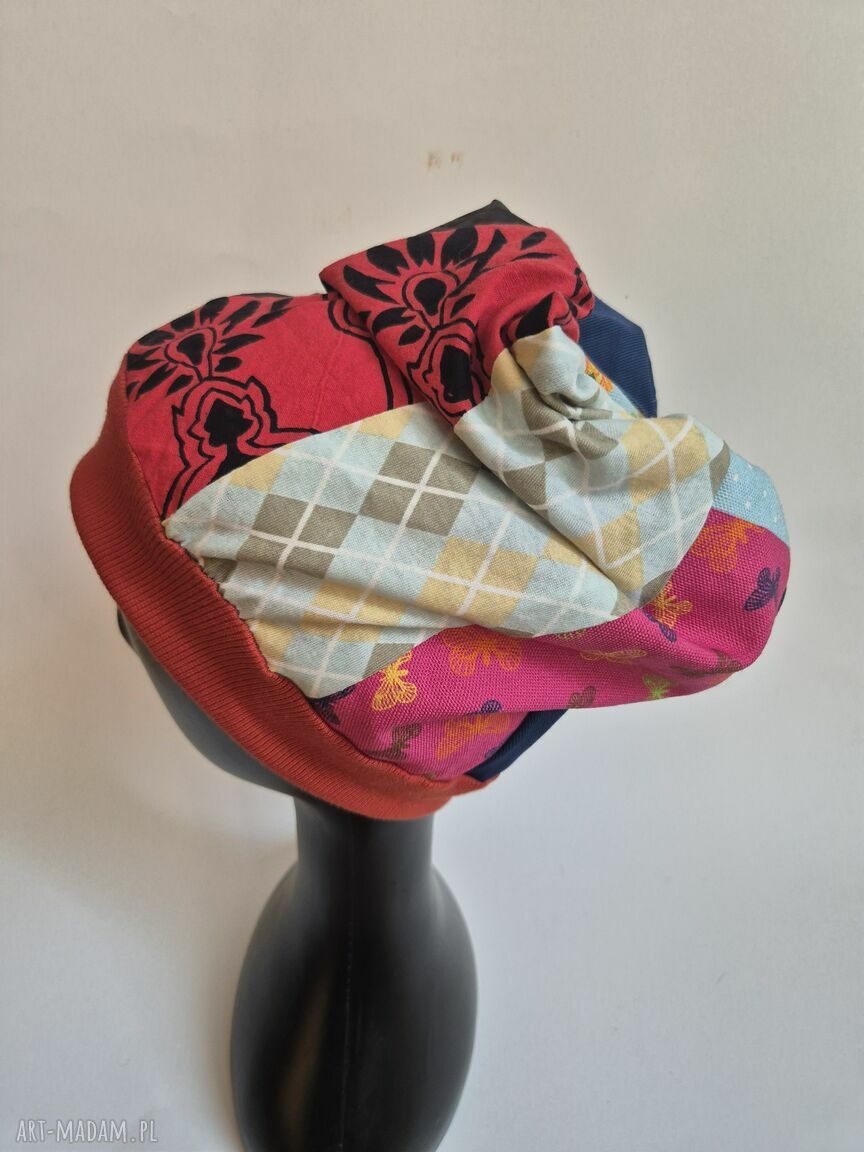 Ciepła czapka patchworkowa na podszewce - rozmiar uniwersalny (handmade)