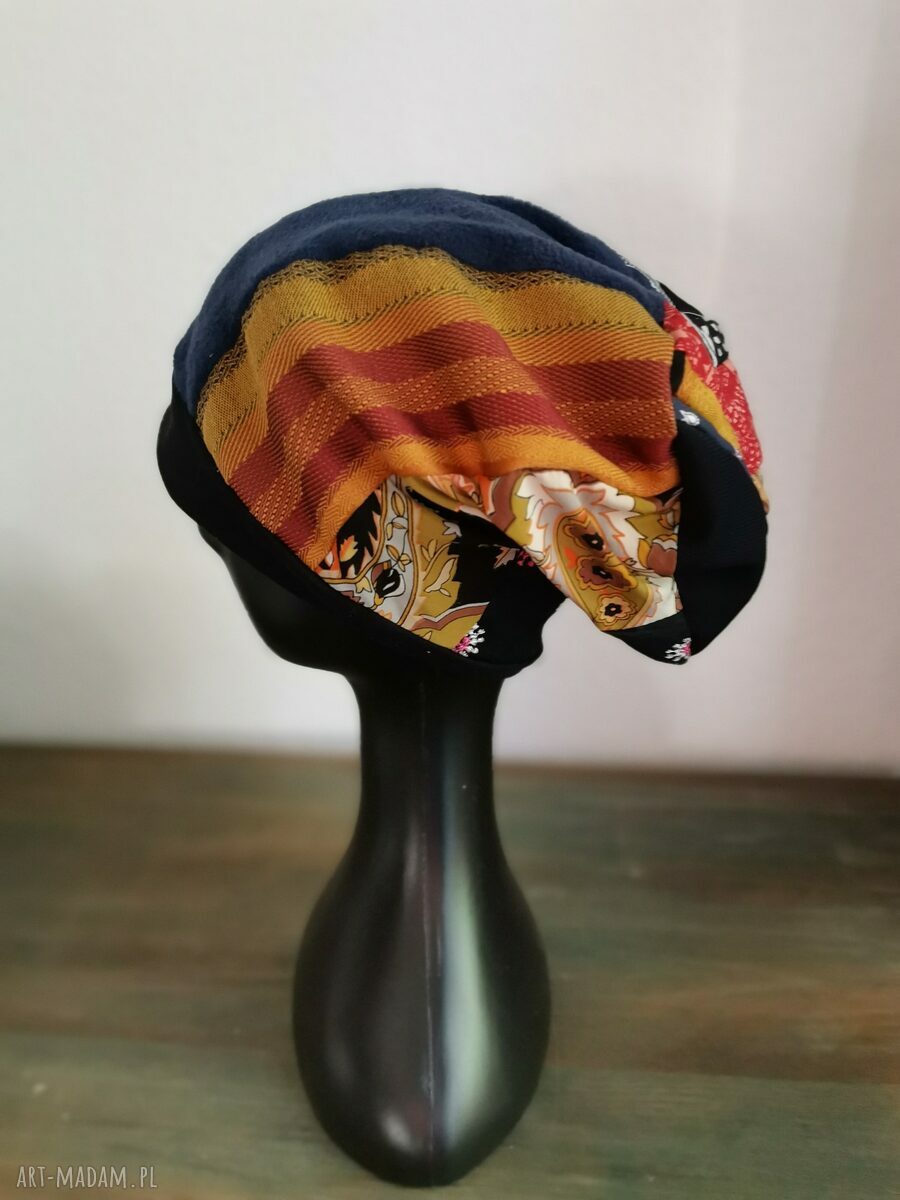 Czapka patchworkowa boho dla kobiet - folkowe wzory na podszewce (rozmiar uniwersalny)
