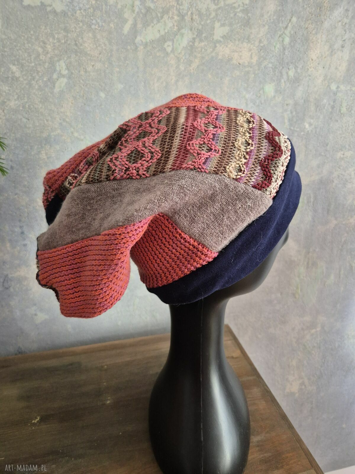 Czapka patchworkowa Smerfetka na podszewce - idealna na co dzień