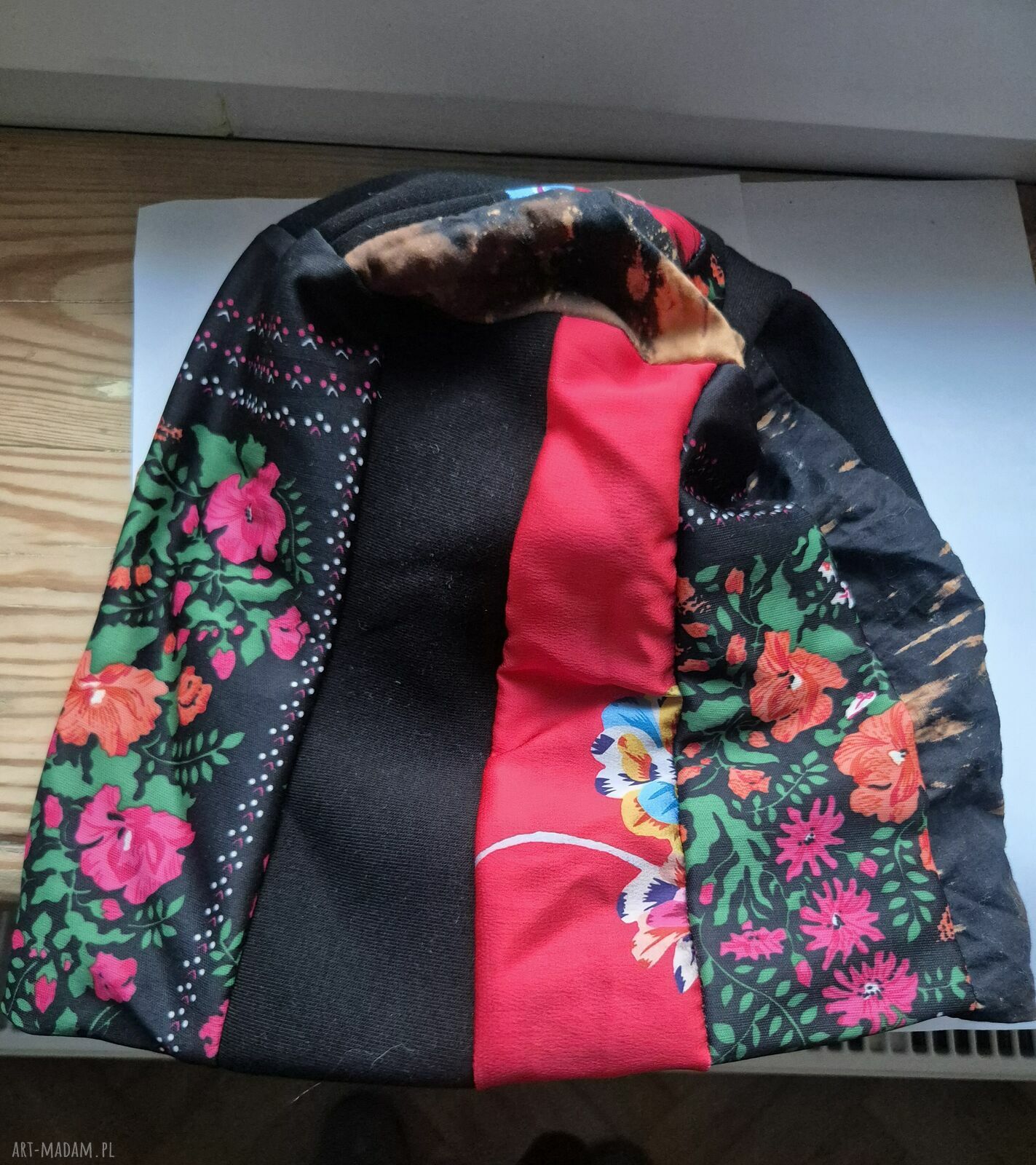 Czapka patchworkowa smerfetka w uniwersalnym rozmiarze