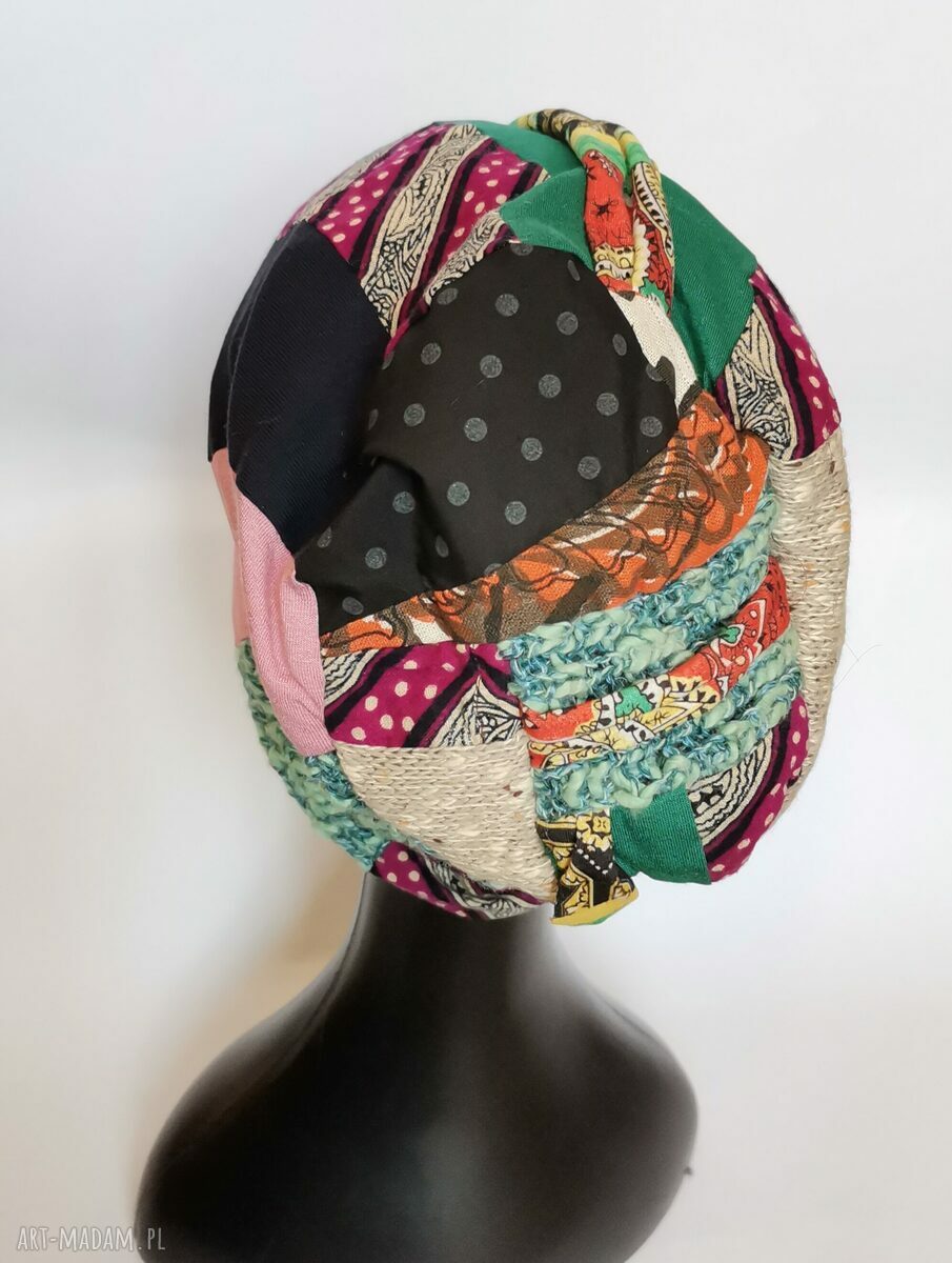 Czapka patchworkowa etno boho folk wiosenna na podszewce - wygodna i uniwersalna