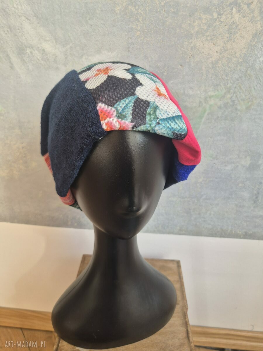 Wiosenna czapka patchworkowa boho na podszewce - Smerfetka (uniwersalna)