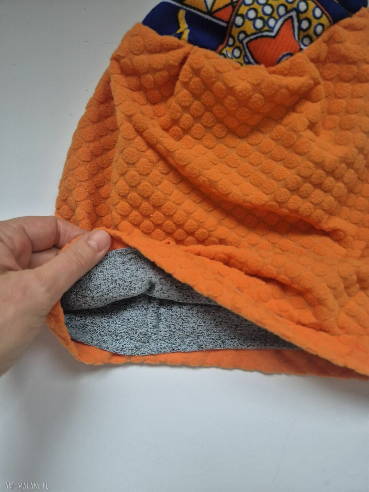 Pomarańczowa czapka na podszewce - handmade, rozmiar uniwersalny