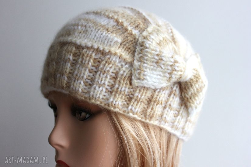 Czapka poppy plus komin - komplet z kokardką w melanżu biel-krem-beż