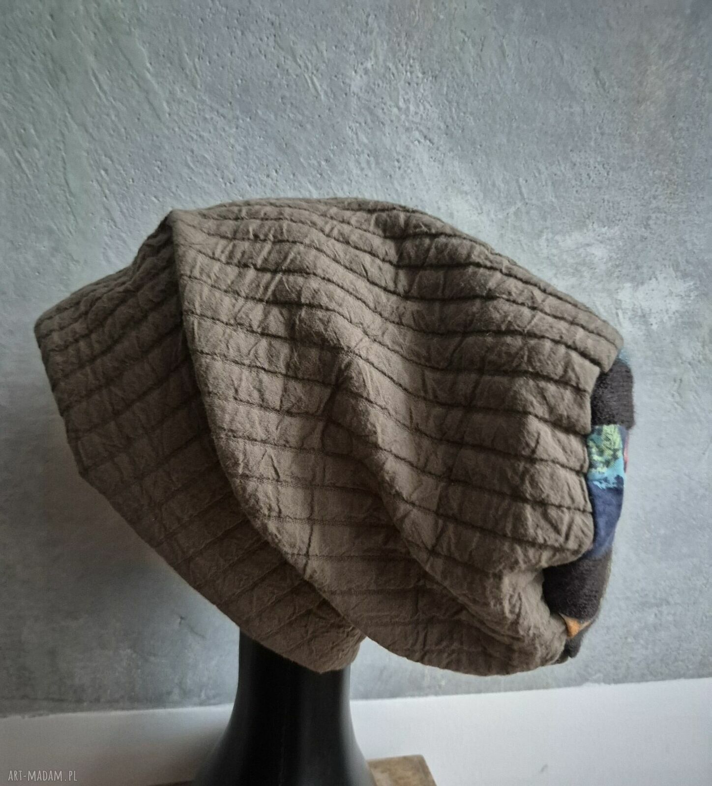 Czapka handmade rozmiar uniwersalny Smerfetka na podszewce - wiosenna