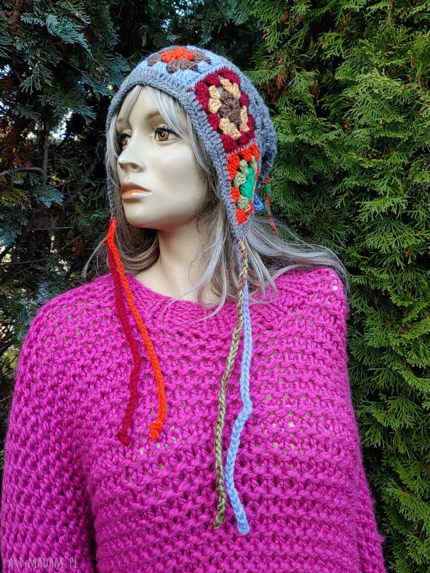 Czapka slouchy bonnet „Kwadraty Babuni” - szydełkowa z angorą