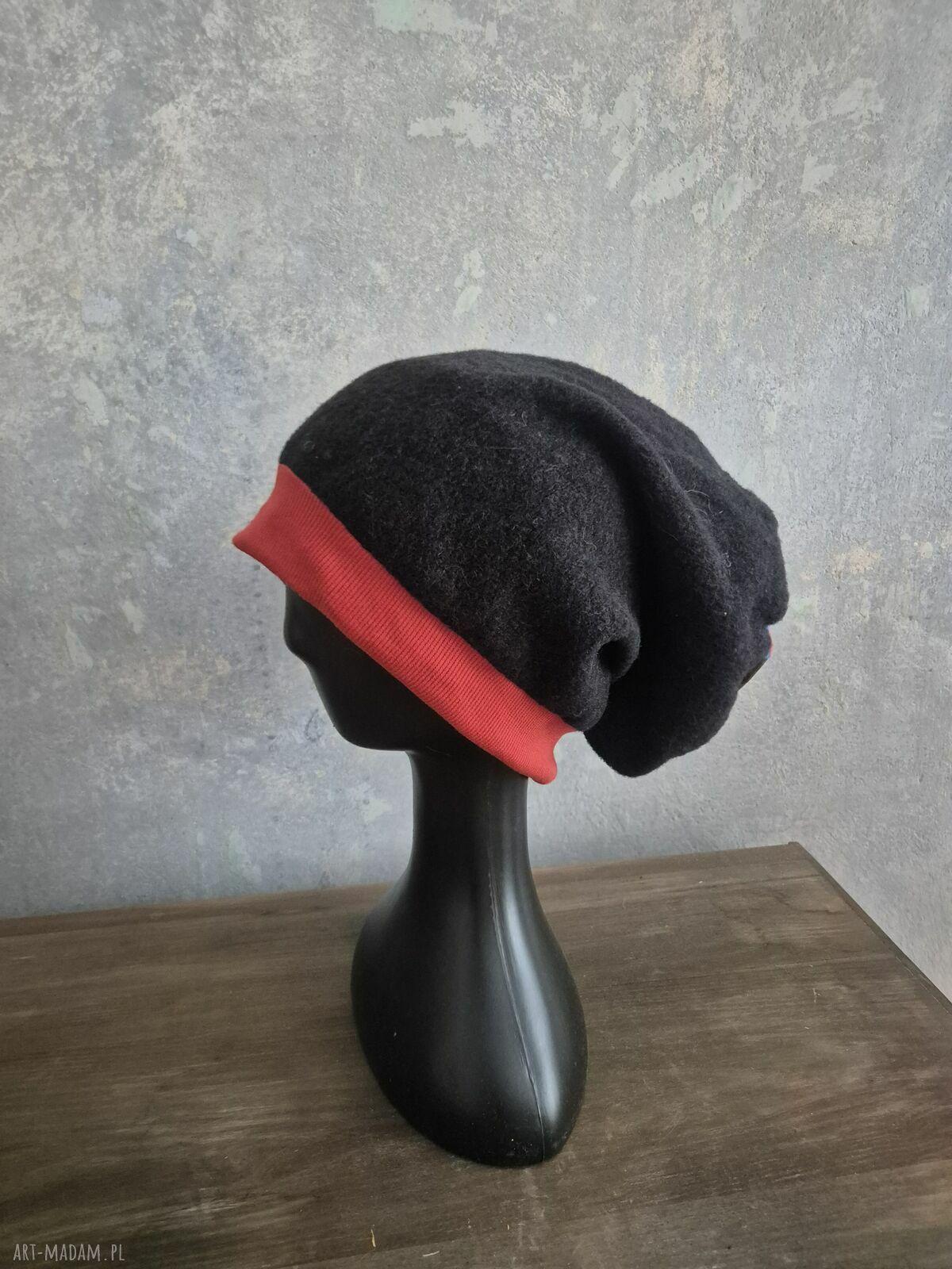 Czapka Smerfetka - ciepła czapka na podszewce na co dzień
