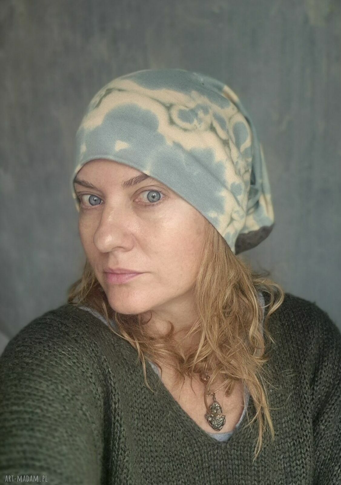 Ręcznie farbowana czapka Smerfetka Boho Etno Box A1 - podszewka i rozmiar uniwersalny