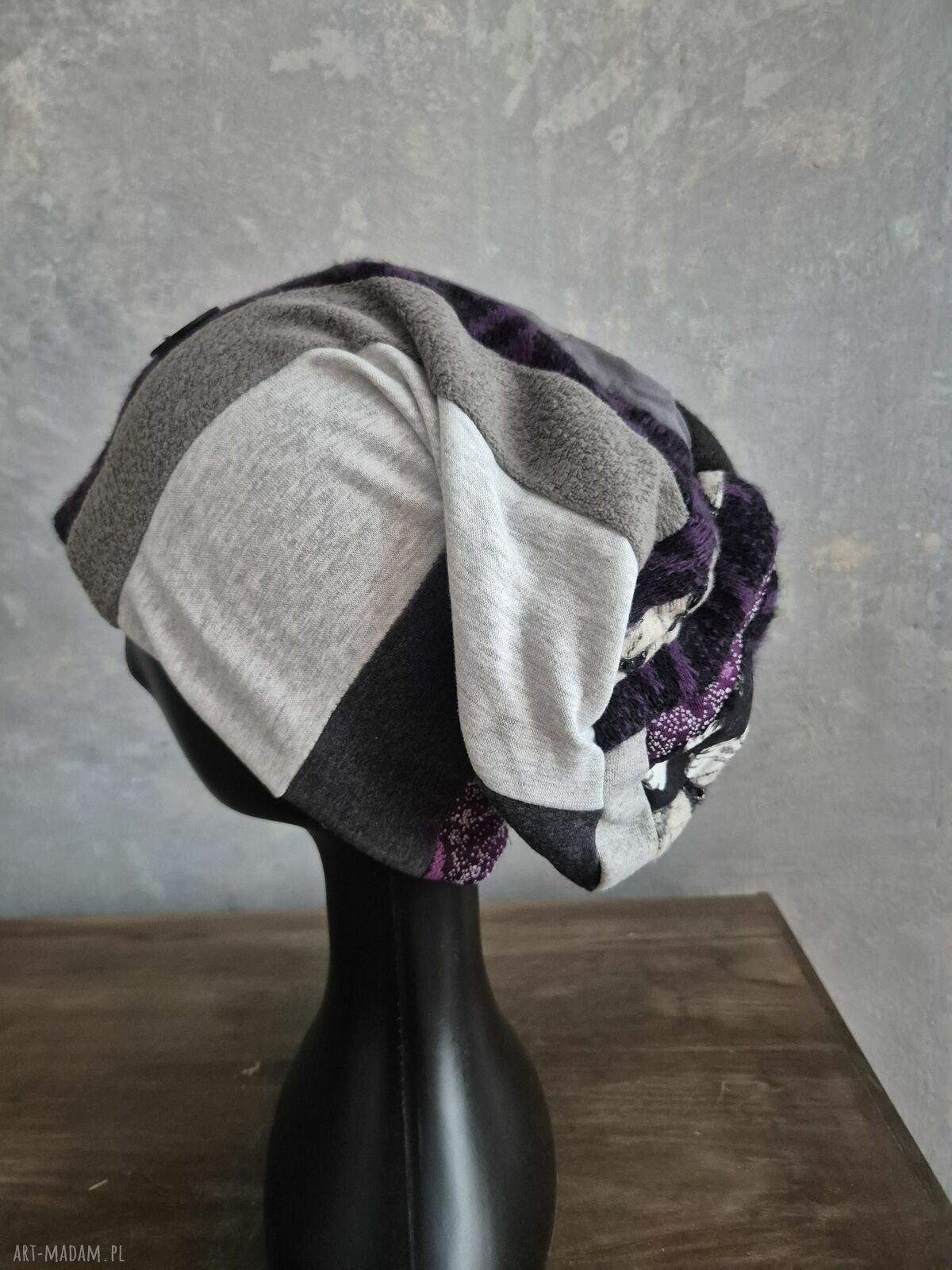 Czapka Smerfetka patchworkowa na podszewce - handmade na co dzień