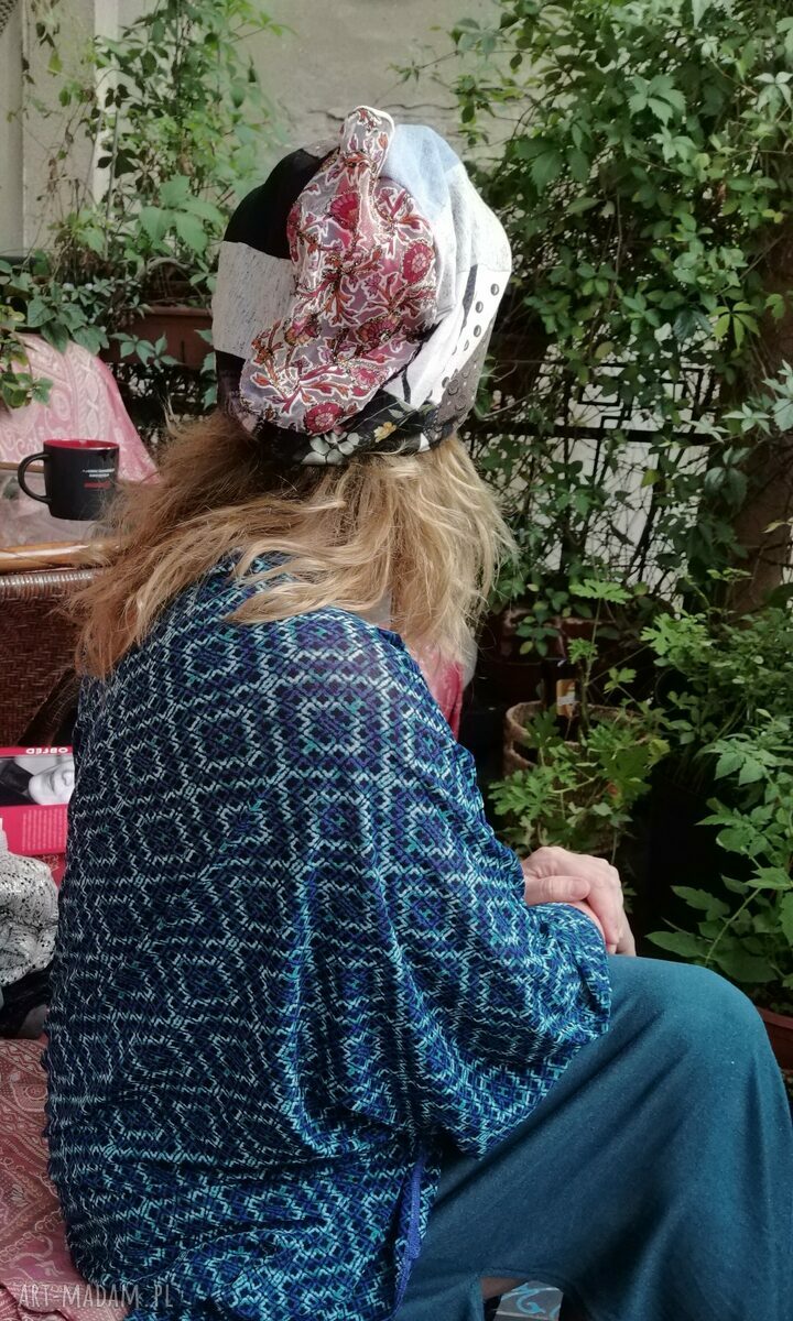 Czapka Smerfetka patchworkowa - rozmiar uniwersalny (handmade)
