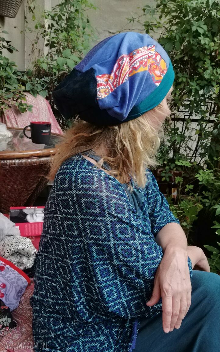 Czapka Smerfetka patchworkowa etno-folk z frędzlami - boho, ręcznie robiona