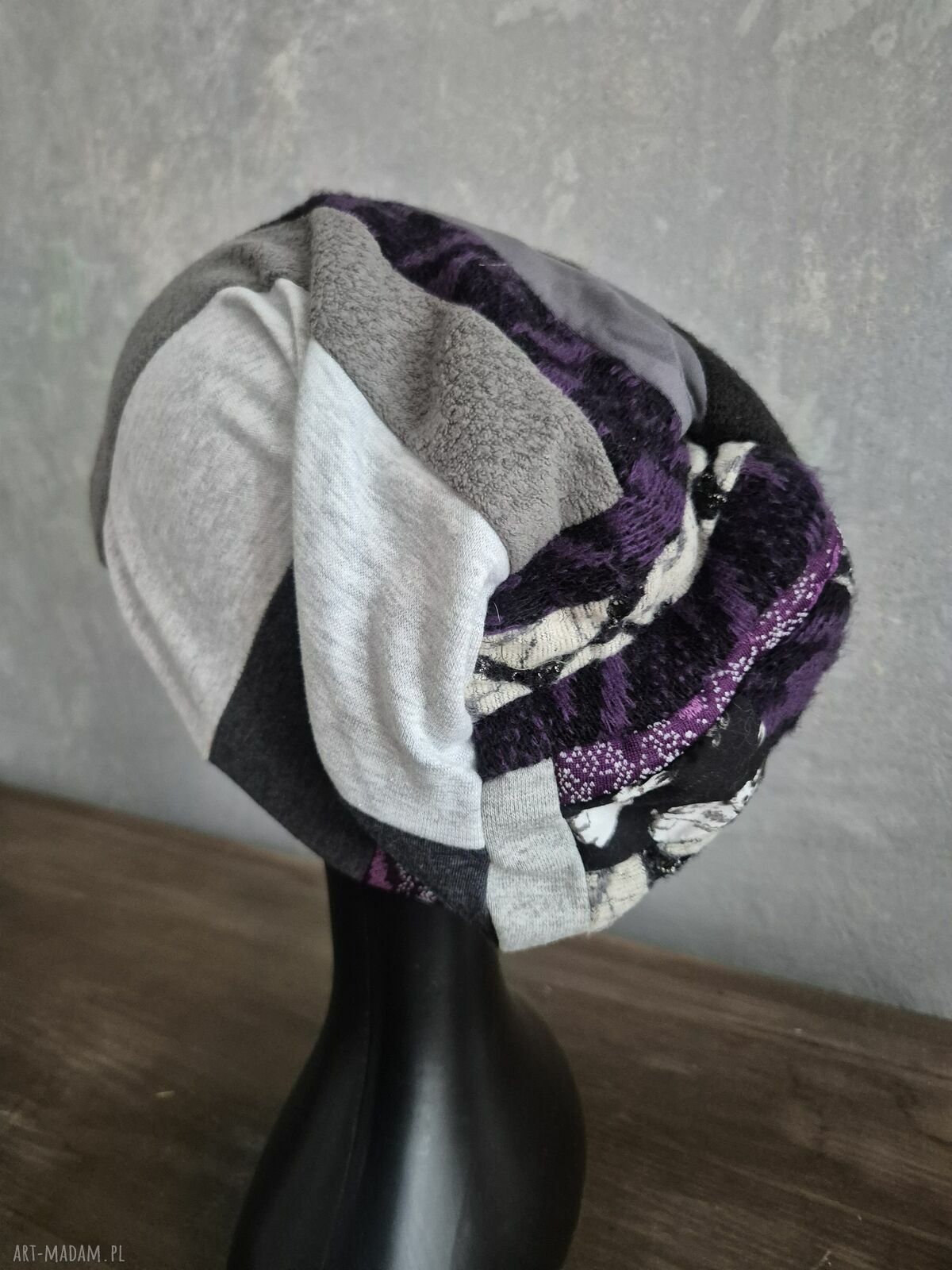 Czapka Smerfetka patchworkowa na podszewce - handmade na co dzień
