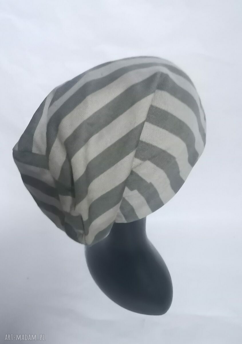 Czapka damska Smerfetka w paski na podszewce - rozmiar M 58-59 cm
