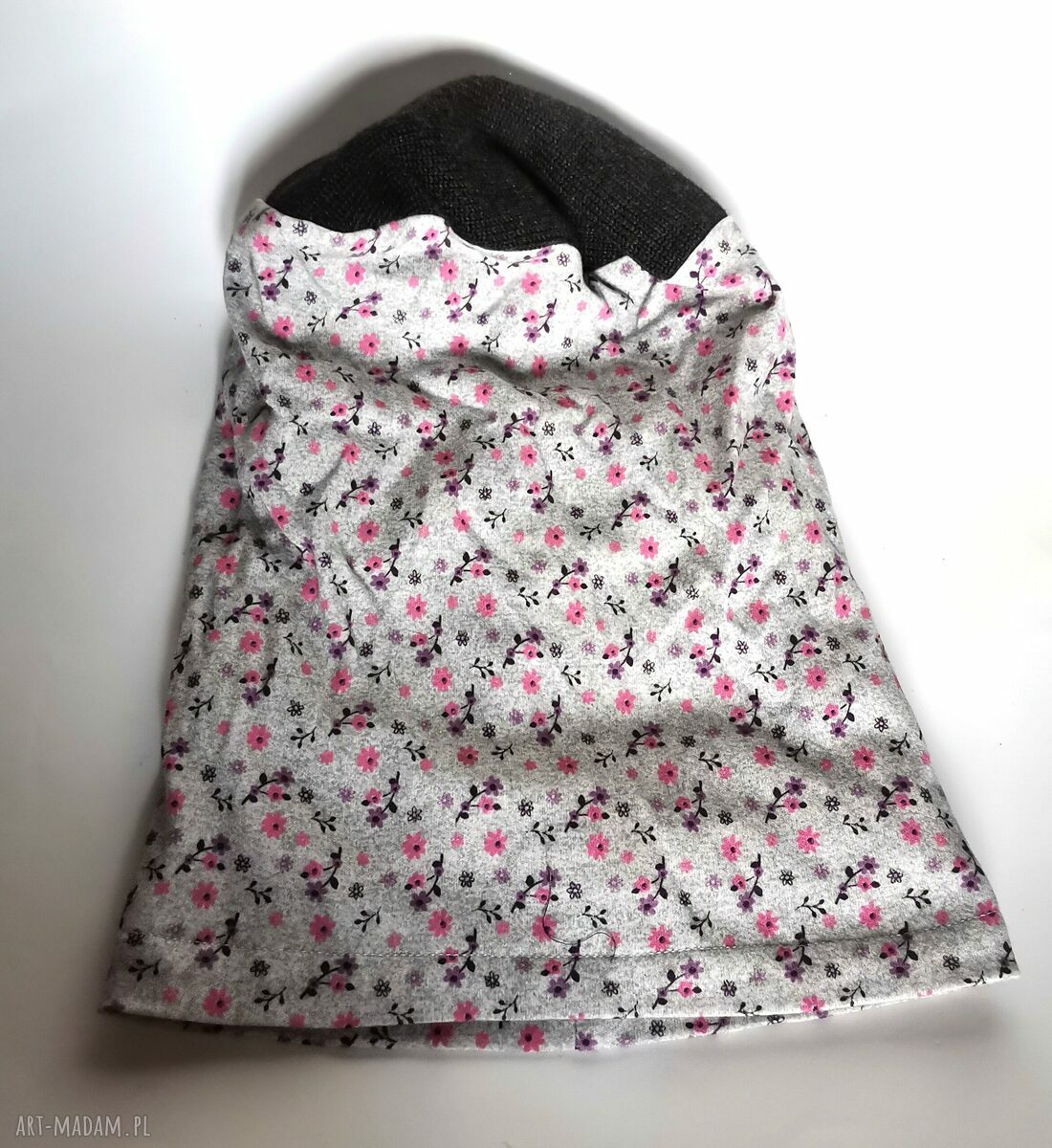 Czapka damska szara w kwiatki na podszewce Smerfetka, rozmiar 57-58 cm