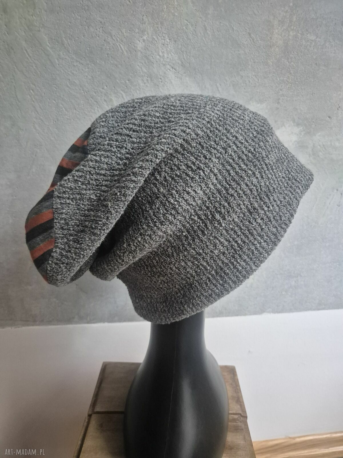 Ciepła szara czapka Smerfetka handmade na podszewce
