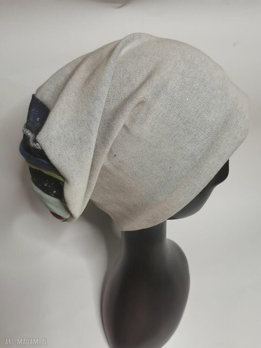 Czapka boho z motywem szarej góry - patchwork na podszewce