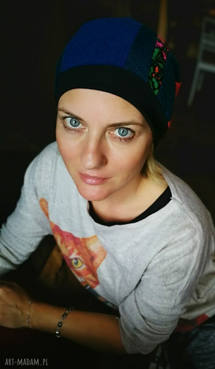 Czapka patchworkowa damska boho folk etno z motywem roweru - smerfetka