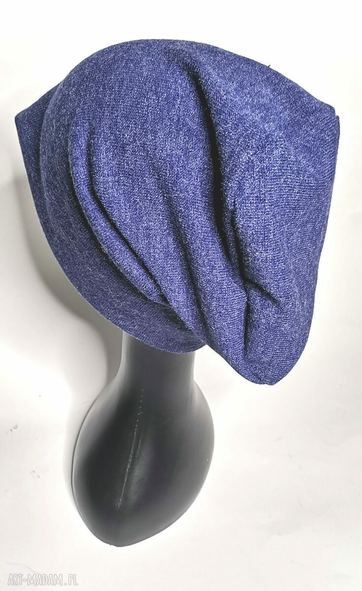 Czapka unisex boho etno z frędzlami - one size na podszewce w granatowym kolorze
