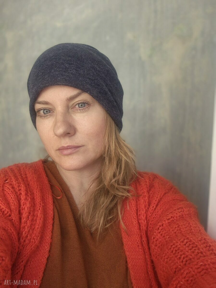 Szara czapka unisex na podszewce - ręcznie farbowana, rozmiar uniwersalny