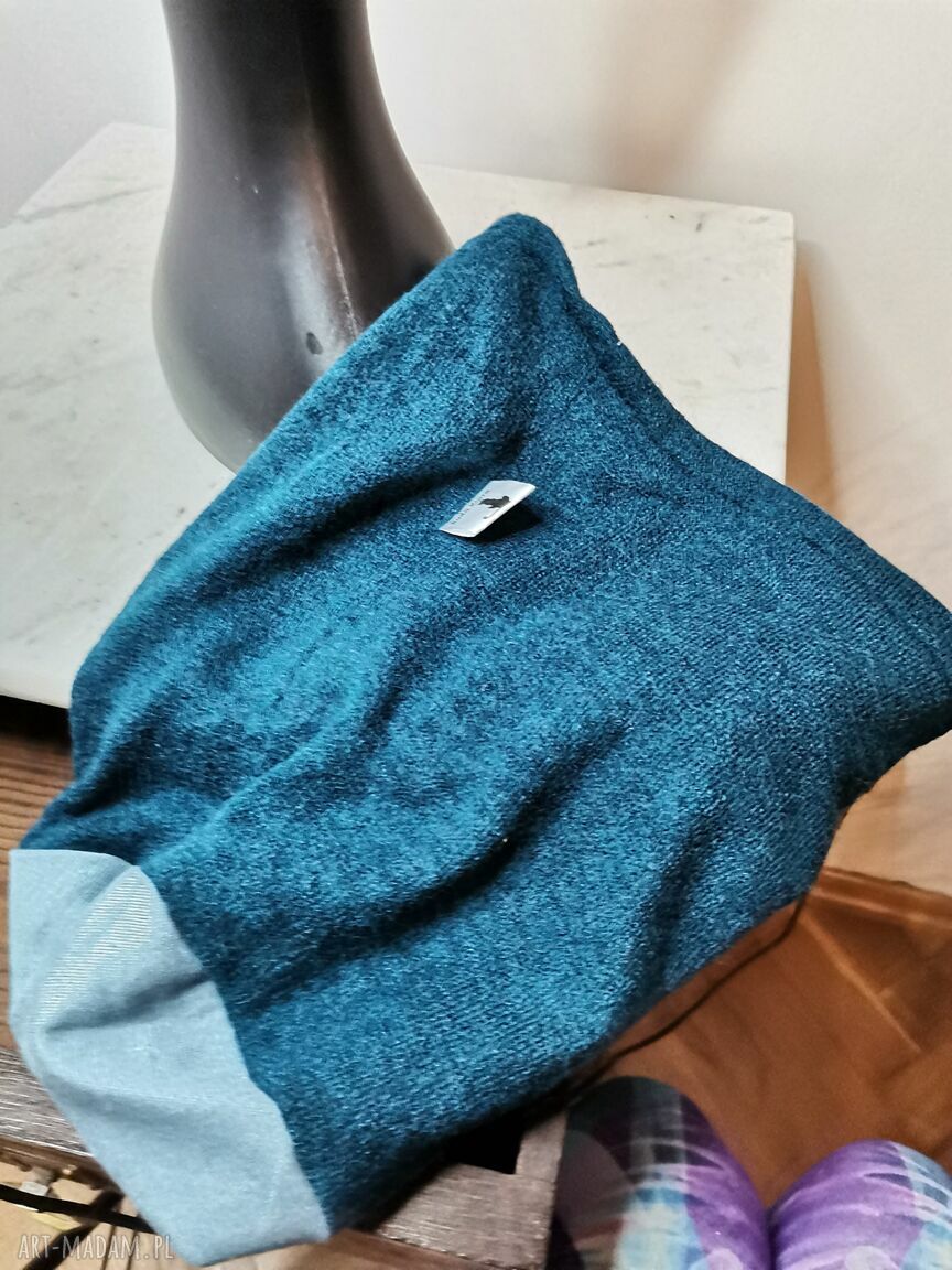 Czapka uniwersalna na podszewce Smerfetka - ręcznie szyta patchworkowa