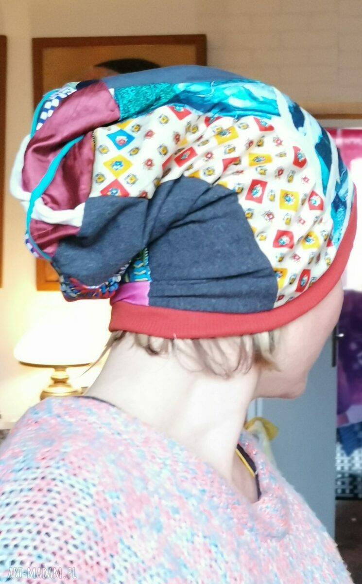 Ręcznie farbowana czapka Smerfetka na podszewce - boho folk (uniwersalna)