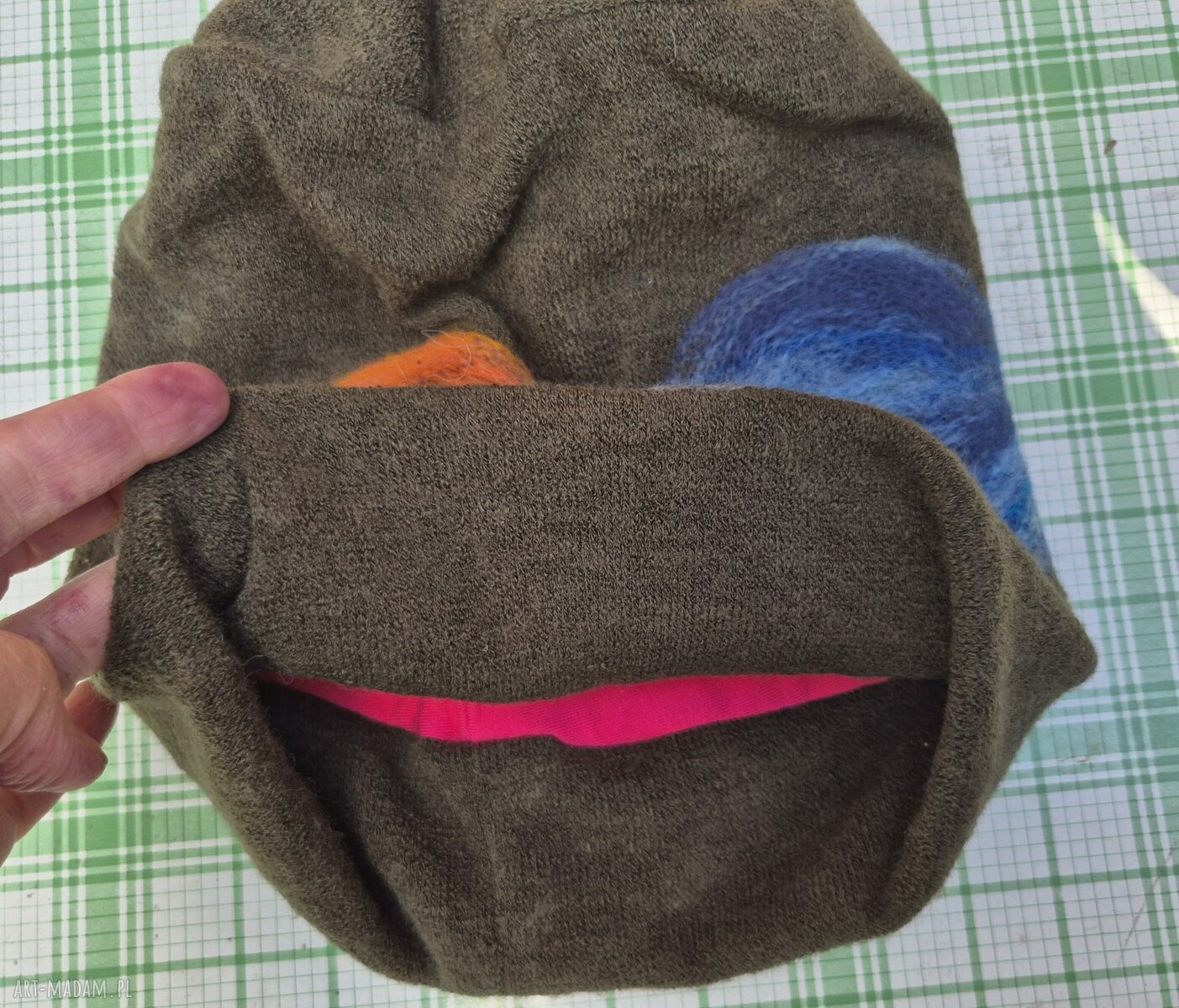 Czapka wełniana Khaki folk boho Frida - filcowana z merynosów na podszewce