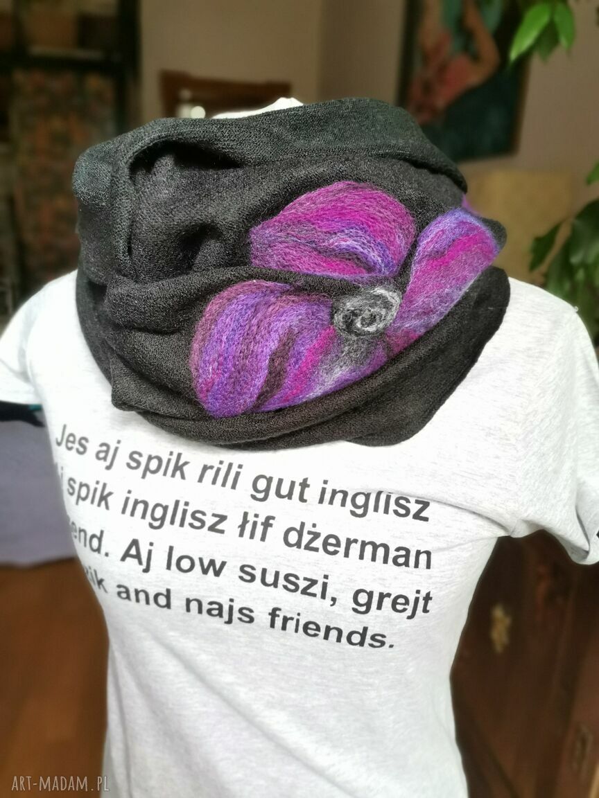 Czapka wełniana handmade Frida folk - filcowana merino na podszewce (rozmiar uniwersalny)