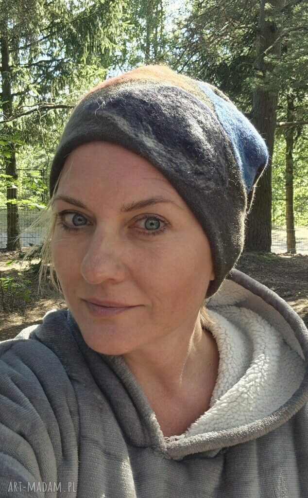 Czapka wełniana Khaki folk boho Frida - filcowana z merynosów na podszewce