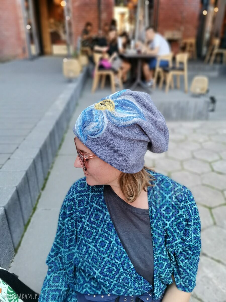 czapka wełniana handmade-czapka handmade na podszewce, rozmiar uniwersalny, wełniana, filcowana weł