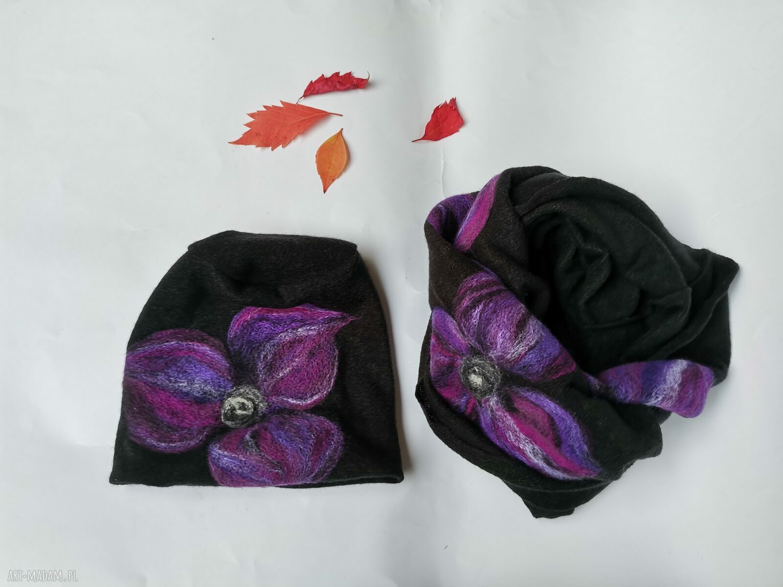 Czapka wełniana handmade Frida folk - filcowana merino na podszewce (rozmiar uniwersalny)